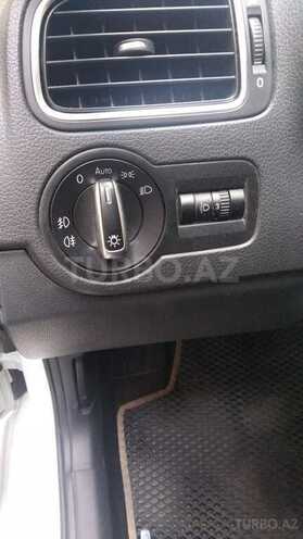 Volkswagen Polo 2015, 236,254 km - 1.6 л - Bakı