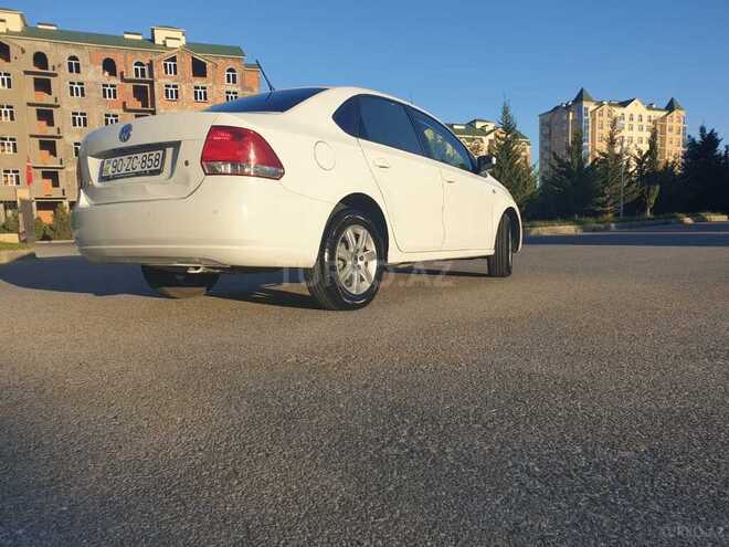 Volkswagen Polo 2015, 236,254 km - 1.6 л - Bakı