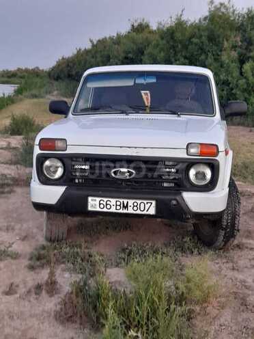 LADA (VAZ) Niva 1999, 225,000 km - 1.8 l - Yevlax