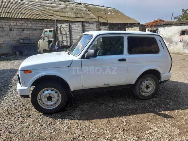 LADA (VAZ) Niva 1999, 225,000 km - 1.8 l - Yevlax