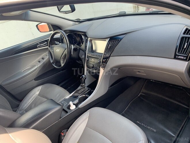 Hyundai Sonata 2014, 76,800 km - 2.0 л - Quba