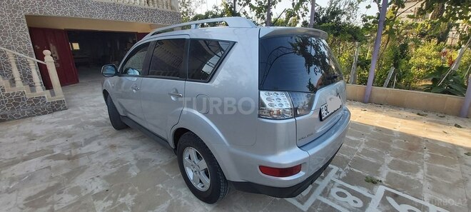 Mitsubishi Outlander 2010, 219,780 km - 2.4 l - Bakı