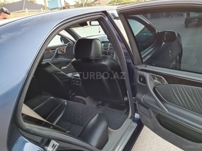 Mercedes E 240 1998, 433,000 km - 2.4 l - Bakı