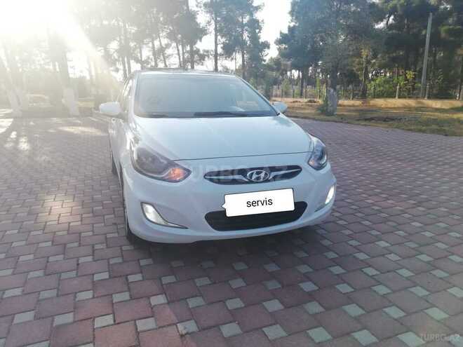 Hyundai Accent 2011, 138,000 km - 1.6 l - Şirvan