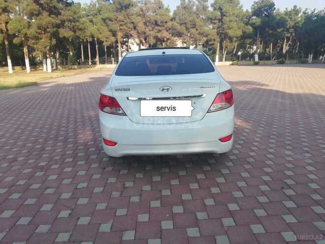 Hyundai Accent 2011, 138,000 km - 1.6 l - Şirvan