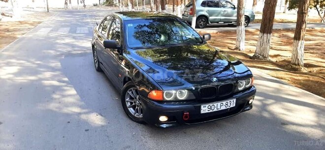 BMW 528 1999, 214,000 km - 2.8 l - Sumqayıt