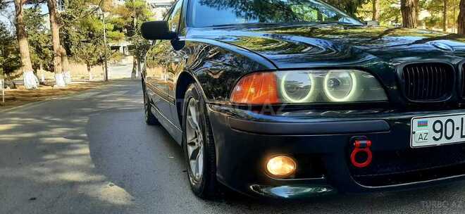 BMW 528 1999, 214,000 km - 2.8 l - Sumqayıt