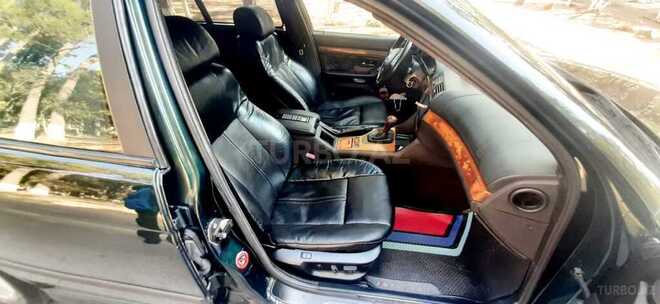 BMW 528 1999, 214,000 km - 2.8 l - Sumqayıt