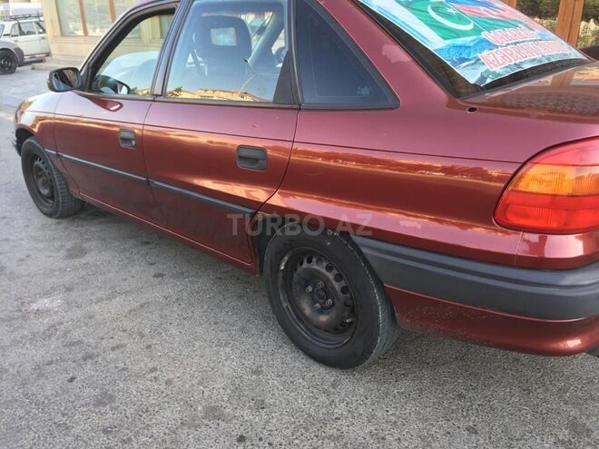 Opel Astra 1996, 396,421 km - 1.8 l - Sumqayıt