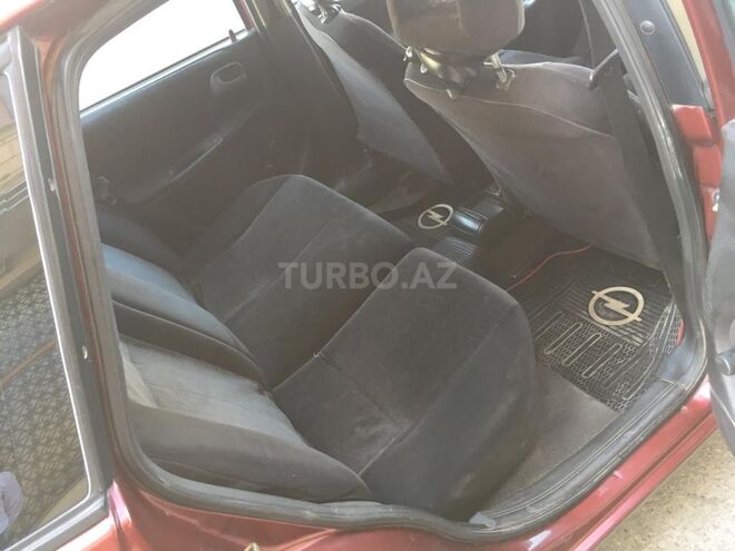 Opel Astra 1996, 396,421 km - 1.8 l - Sumqayıt