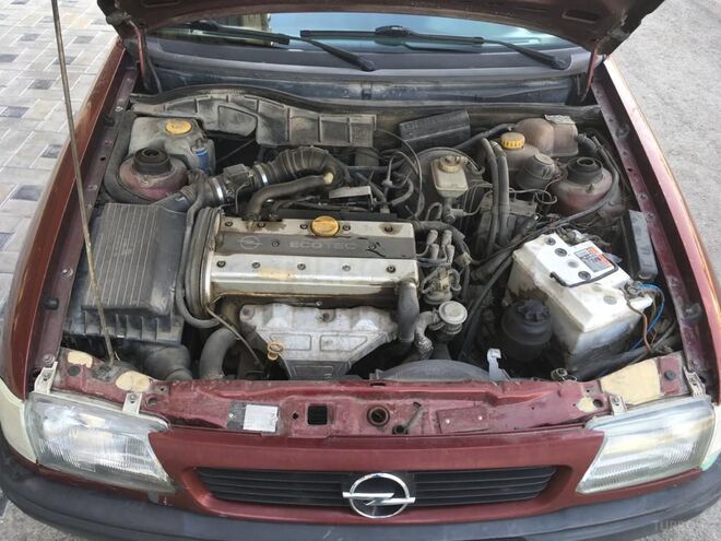 Opel Astra 1996, 396,421 km - 1.8 l - Sumqayıt