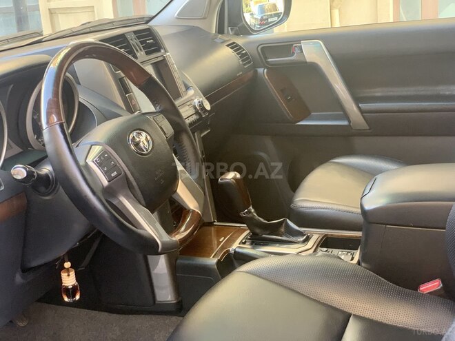 Toyota Prado 2010, 219,000 km - 2.7 l - Bakı