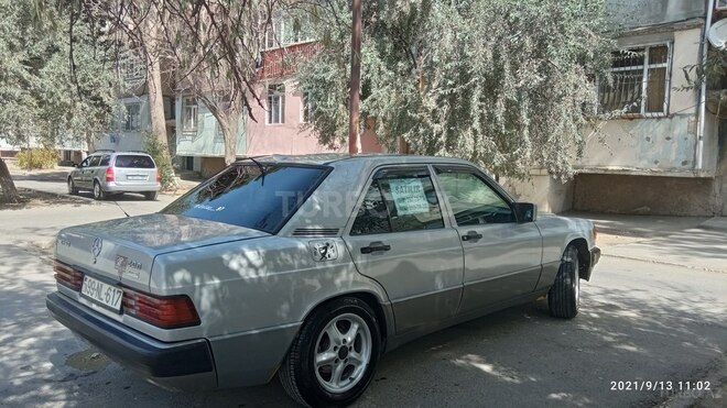 Mercedes 190 1989, 178,752 km - 2.0 l - Sumqayıt