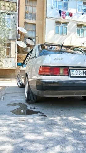 Mercedes 190 1989, 178,752 km - 2.0 l - Sumqayıt