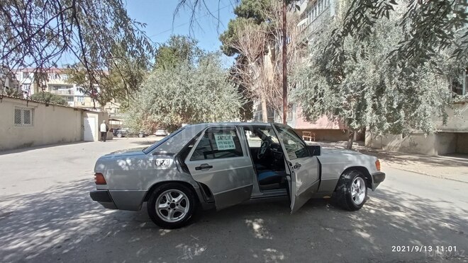 Mercedes 190 1989, 178,752 km - 2.0 l - Sumqayıt