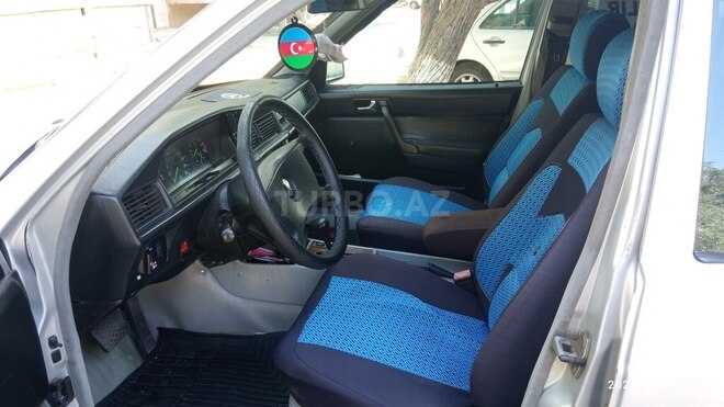 Mercedes 190 1989, 178,752 km - 2.0 l - Sumqayıt