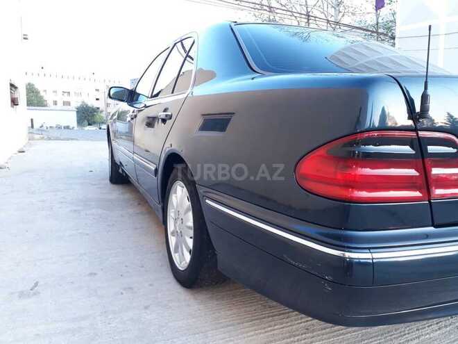 Mercedes E 220 1999, 300,000 km - 2.2 л - Gəncə