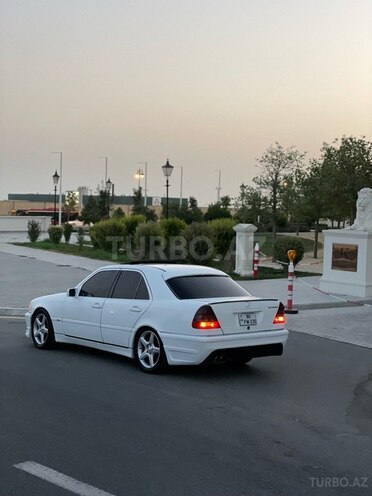 Mercedes C 230 1999, 238,000 km - 2.3 l - Bakı