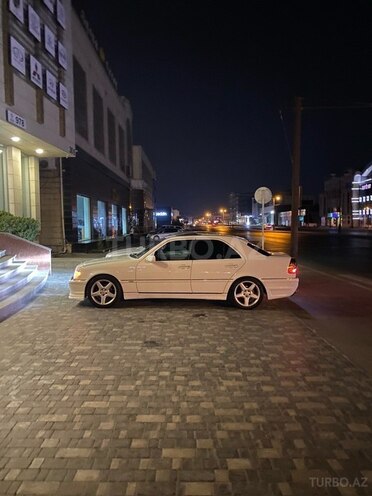 Mercedes C 230 1999, 238,000 km - 2.3 l - Bakı