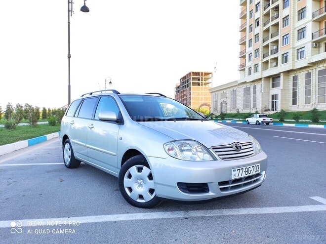 Toyota Corolla 2004, 173,000 km - 1.4 l - Bakı
