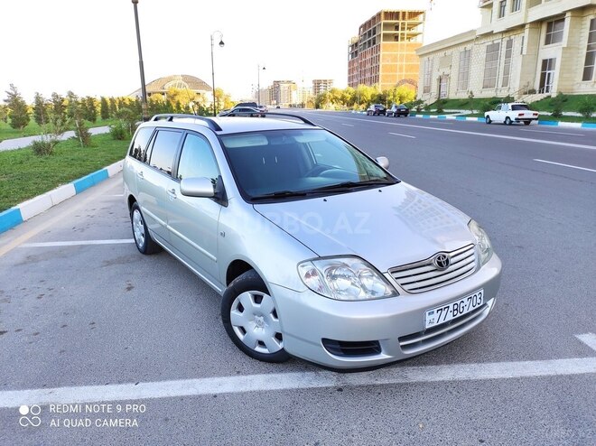 Toyota Corolla 2004, 173,000 km - 1.4 l - Bakı
