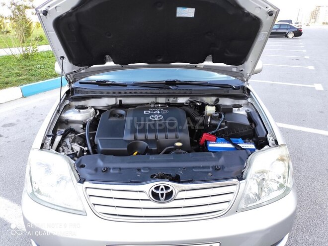 Toyota Corolla 2004, 173,000 km - 1.4 l - Bakı