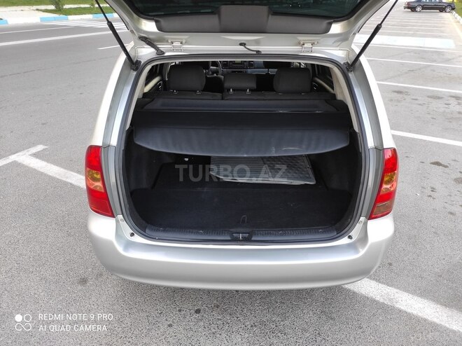 Toyota Corolla 2004, 173,000 km - 1.4 l - Bakı