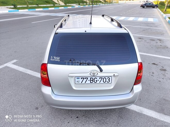 Toyota Corolla 2004, 173,000 km - 1.4 l - Bakı