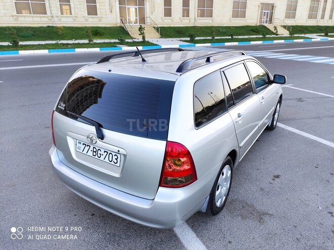 Toyota Corolla 2004, 173,000 km - 1.4 l - Bakı