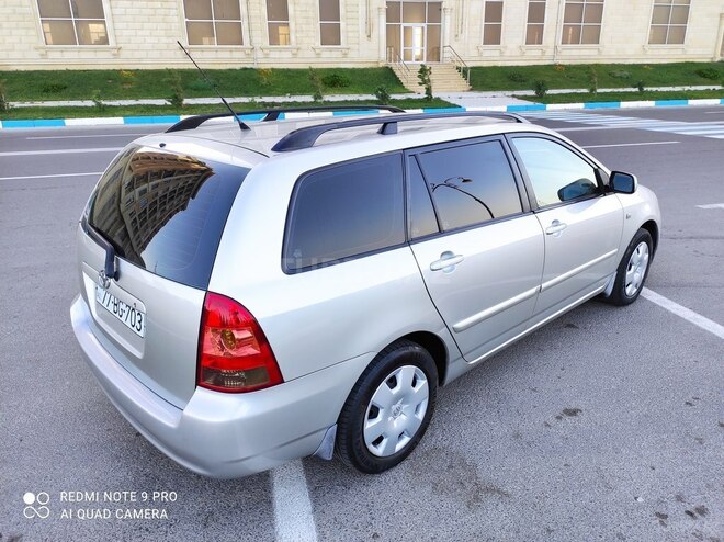 Toyota Corolla 2004, 173,000 km - 1.4 l - Bakı
