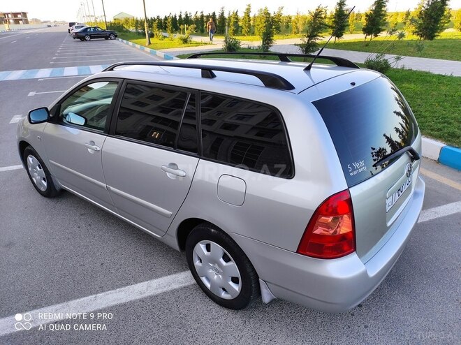 Toyota Corolla 2004, 173,000 km - 1.4 l - Bakı