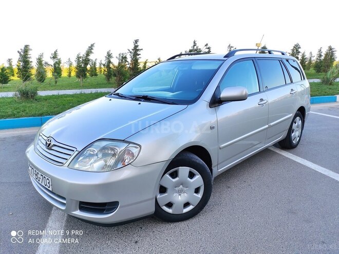 Toyota Corolla 2004, 173,000 km - 1.4 l - Bakı