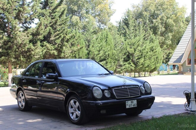 Mercedes E 320 1997, 289,000 km - 3.2 l - Bakı