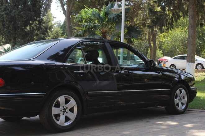 Mercedes E 320 1997, 289,000 km - 3.2 l - Bakı