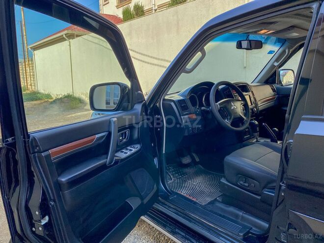Mitsubishi Pajero 2007, 179,000 km - 3.0 л - Bakı
