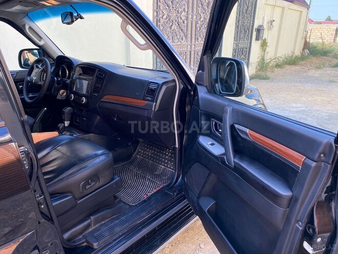 Mitsubishi Pajero 2007, 179,000 km - 3.0 л - Bakı