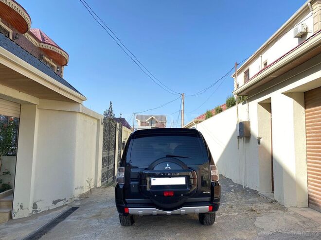 Mitsubishi Pajero 2007, 179,000 km - 3.0 л - Bakı