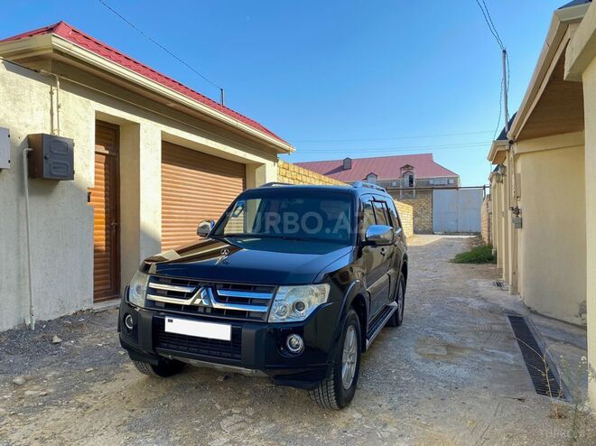 Mitsubishi Pajero 2007, 179,000 km - 3.0 л - Bakı