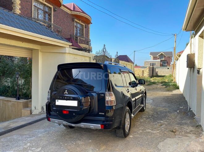 Mitsubishi Pajero 2007, 179,000 km - 3.0 л - Bakı