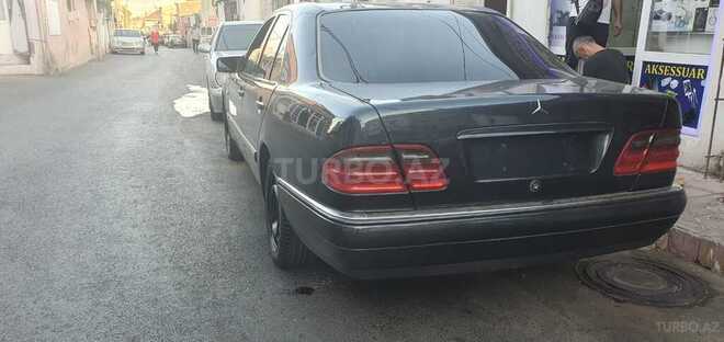 Mercedes E 200 1996, 333,000 km - 2.0 l - Bakı
