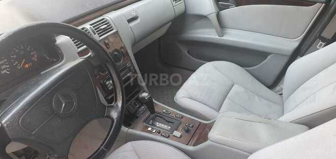 Mercedes E 200 1996, 333,000 km - 2.0 l - Bakı