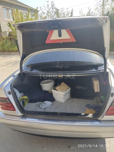 Mercedes E 200 1995, 464,573 km - 2.0 l - Bakı