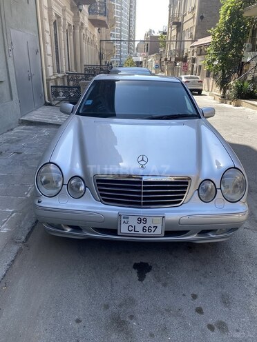 Mercedes E 320 2000, 212,000 km - 3.2 l - Bakı