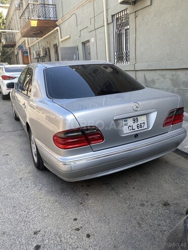 Mercedes E 320 2000, 212,000 km - 3.2 l - Bakı