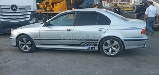 BMW 528 1996, 136,589 km - 2.8 l - Bakı