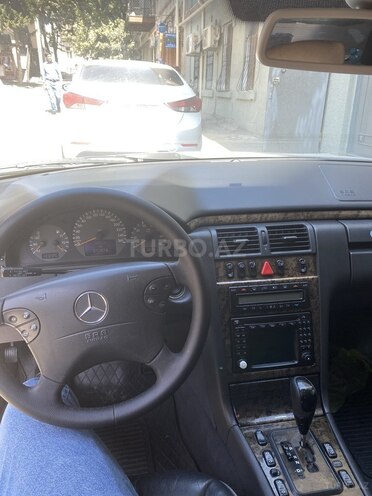 Mercedes E 320 2000, 212,000 km - 3.2 l - Bakı