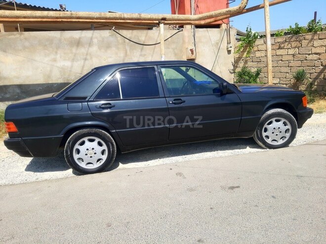Mercedes 190 1993, 22,400 km - 2.0 л - Bakı