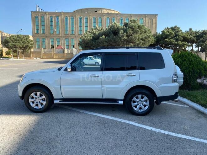 Mitsubishi Pajero 2008, 262,000 km - 3.0 l - Bakı