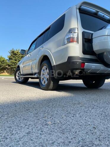 Mitsubishi Pajero 2008, 262,000 km - 3.0 l - Bakı