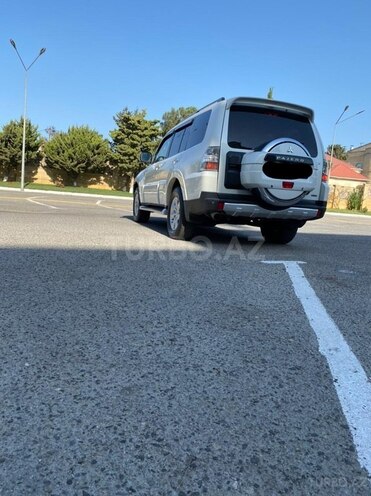 Mitsubishi Pajero 2008, 262,000 km - 3.0 l - Bakı